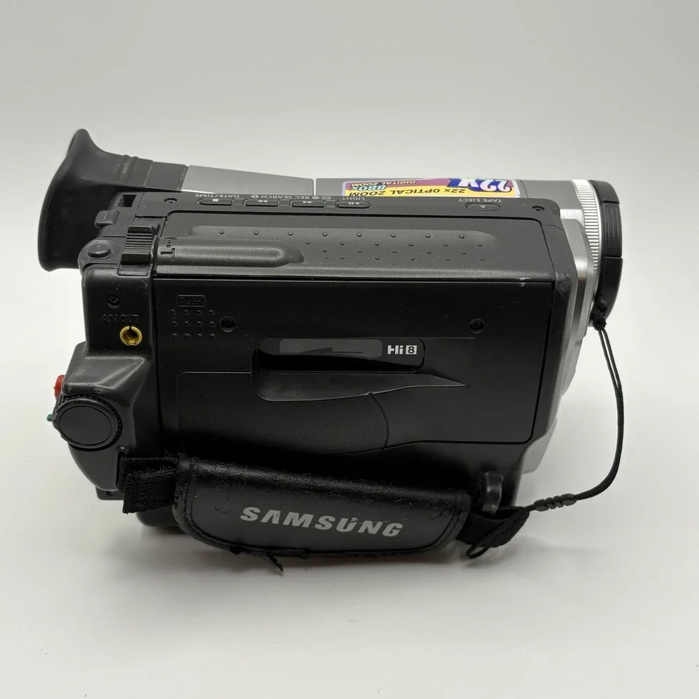Samsung SCL810 SC-L810 8mm Video8 Hi8 Camcorder VCR Player No Battery No Charger
